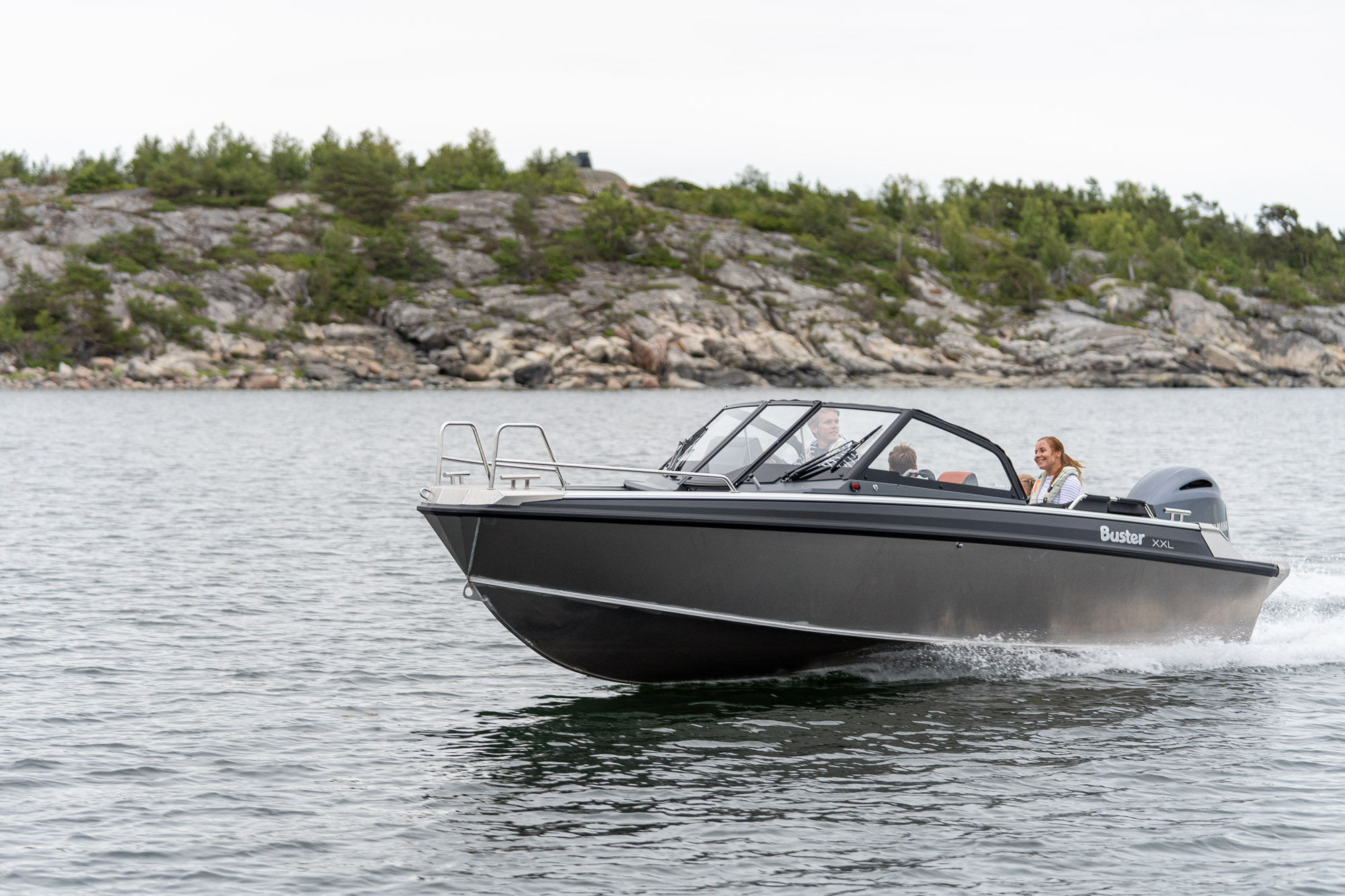 XXL2020_250619_Buster-netti-400