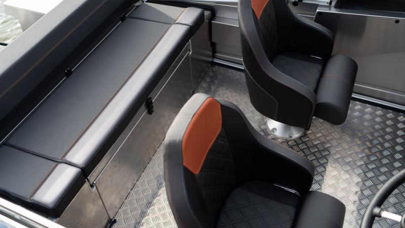 11-buster_x_lx_040920-web-043 (1)