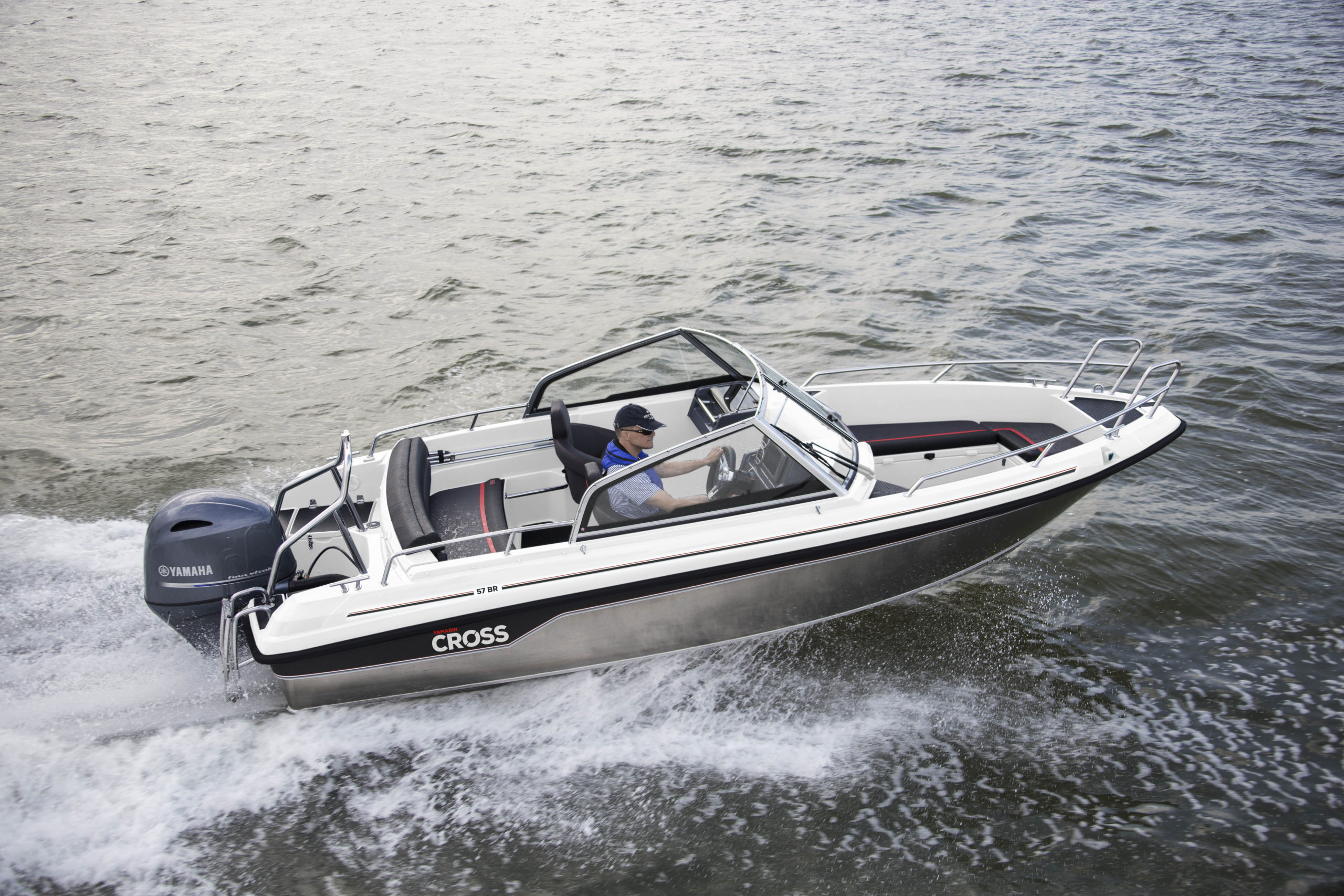 57BR_driving by_starboard