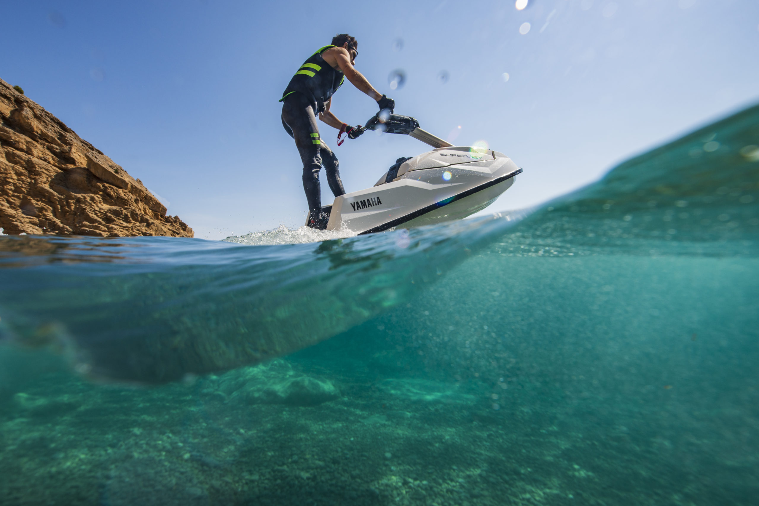 2021_YAM_SJ1050_EU_WC2_ACT_004_03