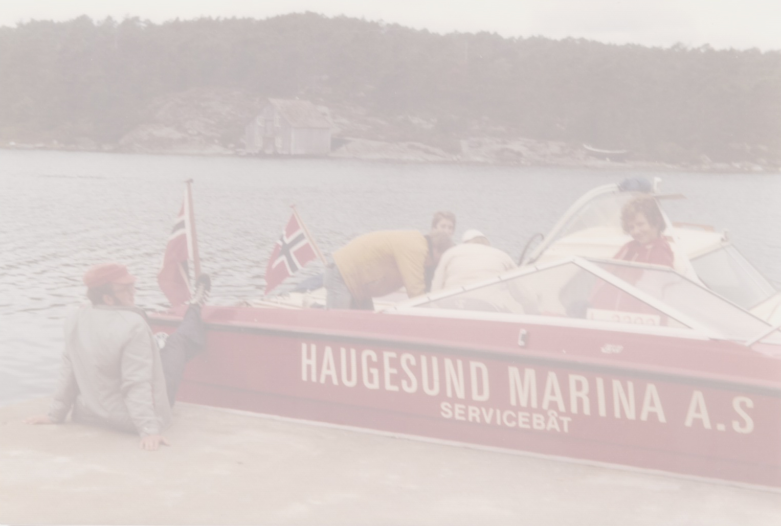 HaugesundMarina_servicebåt_greyfilter