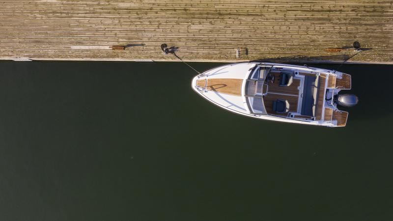 Yamarin 60 DC- practical open seating area